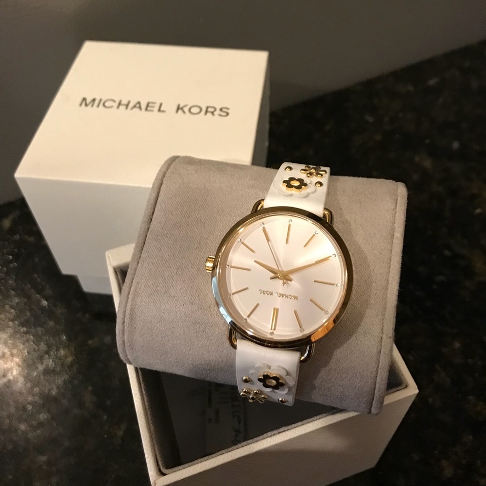 Michael Kors watch (white)